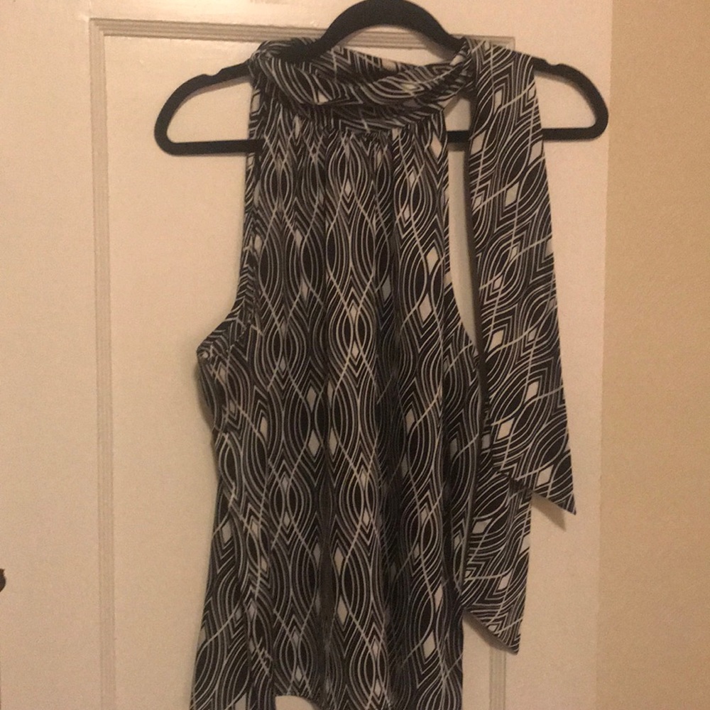 Black and white tank